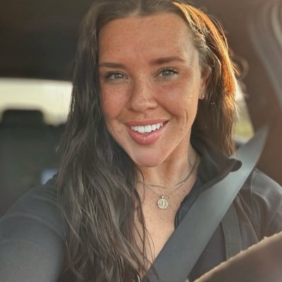 melis2346668541's profile picture. 