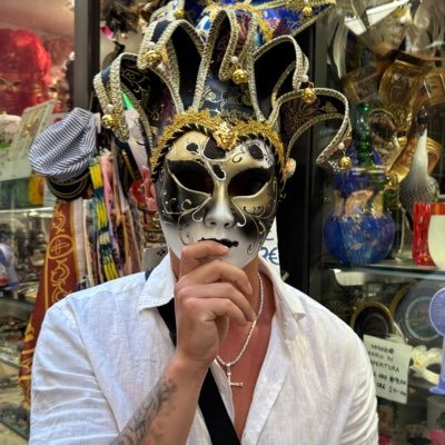 Blesseddcx's profile picture. Seeing through the noise 🪬