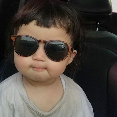 iskarthi_'s profile picture.