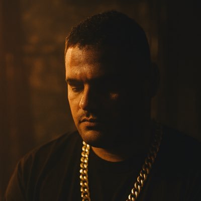 JohnnyBanReal's profile picture. Sobe a Serra • RJ