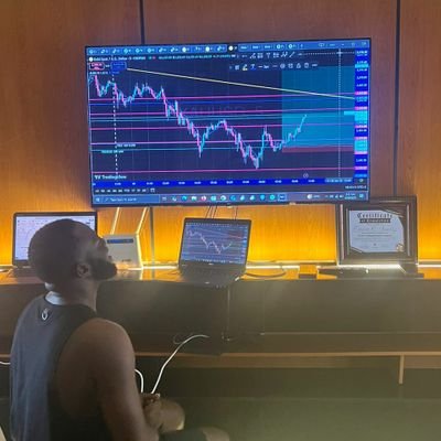 oyibotha6571's profile picture. 