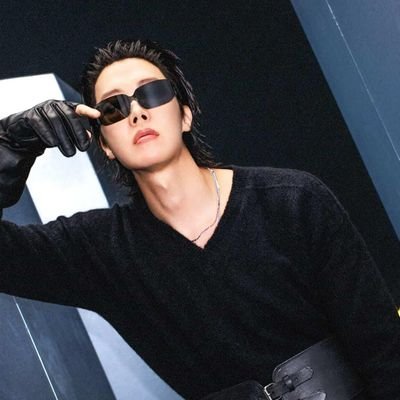 CallMBaepsae's profile picture. ✨ OT7 ✨ 
💜 ᴬᴾᴼᴮᴬᴺᴳᴾᴼ 💜
NoSolos🚫 

{18+}