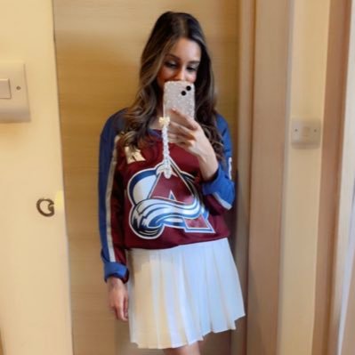 Theicegirl__'s profile picture. 🏒🏈🏏🏎️