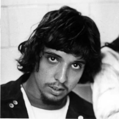 johnopinioes's profile picture. 