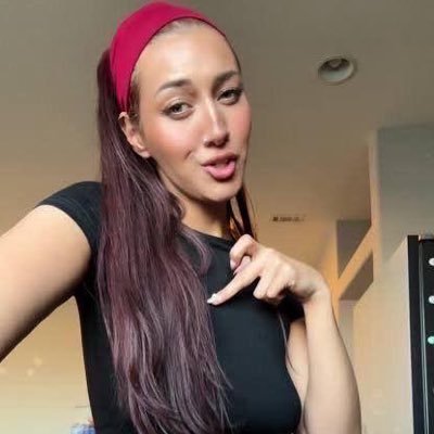 bellaroland2239's profile picture. Am single and ready to mingle