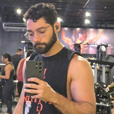 celsiusmais273's profile picture. Das praias do Nordeste para os rios do Norte, comentarista da vida e de leseiras.