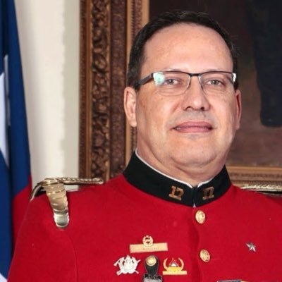 Super_CBS_Chile's profile picture. Gabriel Huerta Torres. Oficial responsable de la Jefatura Superior del Cuerpo de Bomberos de Santiago. Fundado en 1863 e integrado por 2.600 Bomberos.