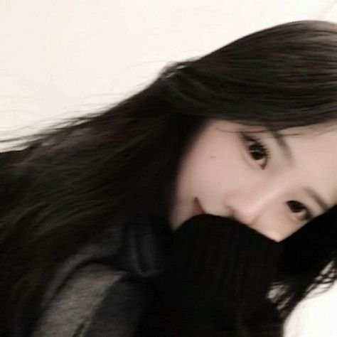 D7pKUbfZcNC7PO6's profile picture. ましろら🎀