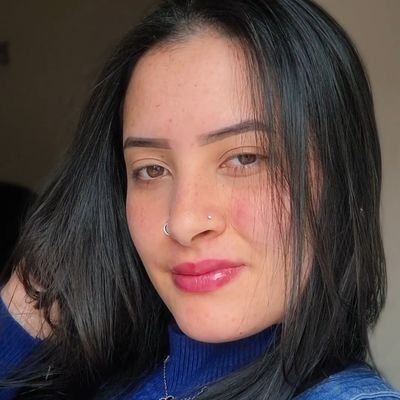 bibiszk_'s profile picture. 