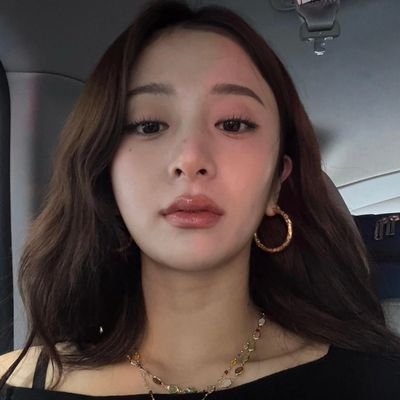 achangereality's profile picture. 