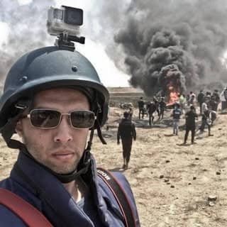 Ashraf_Amra33's profile picture. Palestine Journalist Freelance photojournalist capturing the raw reality of war, resilience and humanity in Gaza and the Middle East. Award-winning storyteller.