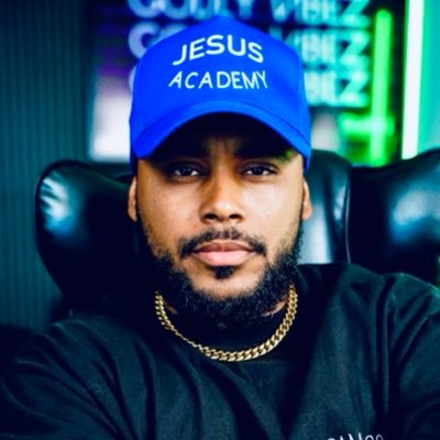 @isaiahrobinlive
