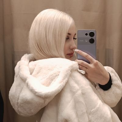 ane__mur's profile picture. Лакомая. Сочная. Не твоя.