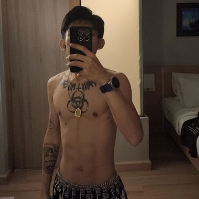 Mickey36646505's profile picture. pussy licker😅