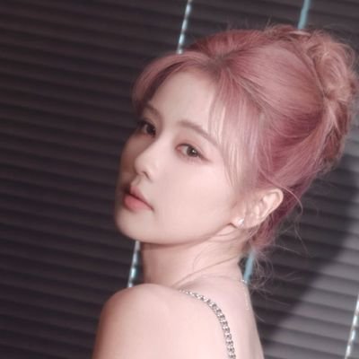 CoderTobe's profile picture. ♡₊˚ˎˊ˗ #BaiLu stan ༉‧₊ 🎬 ༉‧₊📚 ༉‧₊ 🦄 ✧.*