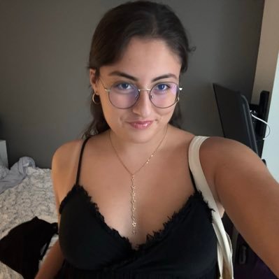 aselhsa's profile picture. 19 || ytü mbg