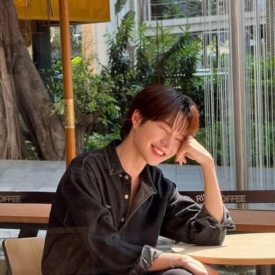 lelinhaxx's profile picture. 