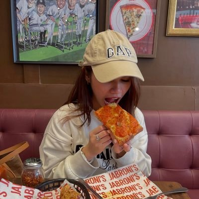 privz_ashley's profile picture. – my advice is always ruin the friendship ✨