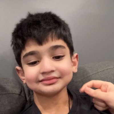 aliriz28's profile picture. IG: aliriz