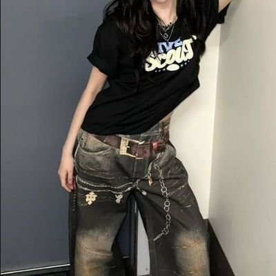 IVEPINKWINS's profile picture. i vote #IVE for the #2025MAMAVOTE