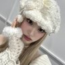 sabboneteira's profile picture. ᅠpara  as  minhas  doces   garotas  dos  sorrisos  genuínos  e  de  corações  puros.  ♡