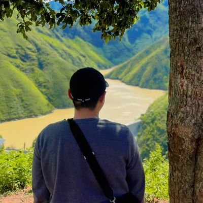 n84565745's profile picture. Rõ ràng là trên đời này không có gì là rõ ràng.