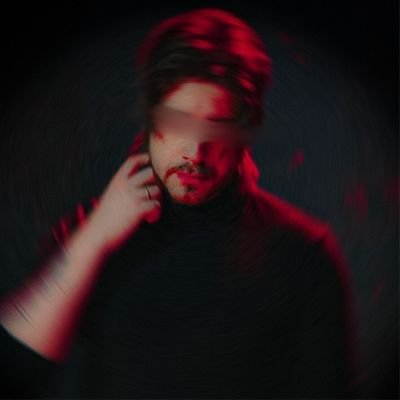 PlatinadoCego's profile picture. “𝒪 𝑚𝑢𝑛𝑑𝑜 𝑒 𝑐𝑒𝑔𝑜, 𝑒 𝑡𝑢 𝑣𝑒𝑛𝑠 𝑒𝑥𝑎𝑡𝑎𝑚𝑒𝑛𝑡𝑒 𝑑𝑒𝑙𝑒.” 
𝒯𝑜𝑑𝑜𝑠 𝑐𝑙𝑎𝑚𝑎𝑚 𝑝𝑒𝑙𝑎 𝑐𝑎𝑙𝑎𝑚𝑖𝑑𝑎𝑑𝑒