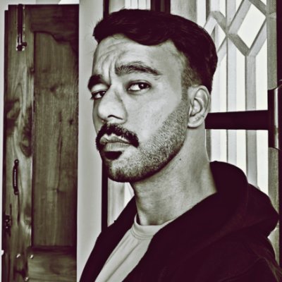 Krishnaa_Murari's profile picture. ௐ  🇮🇳  @MANUTD 

 Tweets & RTs mostly about birds, cats, temples. Gif reply enthusiast.