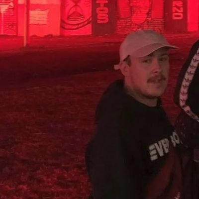 calbyrne1001's profile picture. 