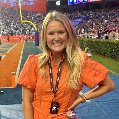 RileyHickok's profile picture. @GatorsFb Recruiting Analyst🐊🐊 |@MercerUSoftball Alum