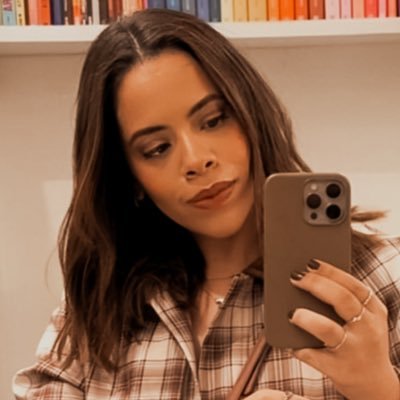 queenofonme's profile picture. 