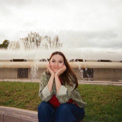 marianrdz13's profile picture. 