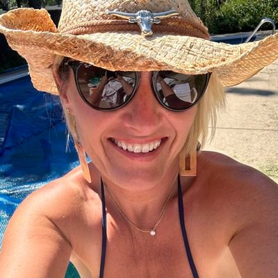 countrylinda20's profile picture. Find your true colors , for the they make you extraordinary!Christian. Widowed . ( Cancer Sucks )  . ULTRA MAGA 🇺🇸🇺🇸🇺🇸. Oncologist ❤