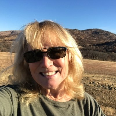 jakijean213's profile picture.