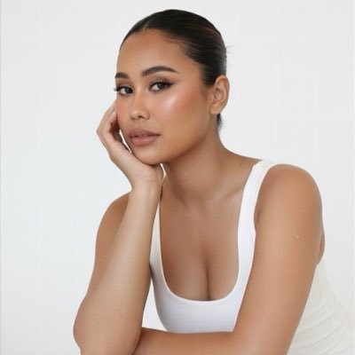 @ceciliatoumahuw