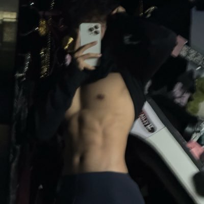 chinaikuangmo's profile picture. 完整版音声都在盒岛27024W