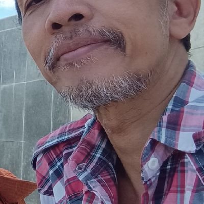 irawan_seni's profile picture. ❤Love Indonesia & U !! ☕ (kapucino tanpa gula)

Bukan orang suci, yg terus berjuang utk hidup benar. Meskipun sering jatuhbangun..
