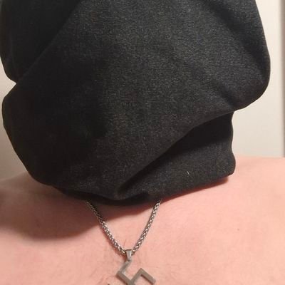 RobinHeggnes's profile picture. My interests are playing Call of Duty, science, 
advancements of humanity,
and a isREALite-hater!🫡
I'm also into the ancient aliens theory and UFO-disclosure.