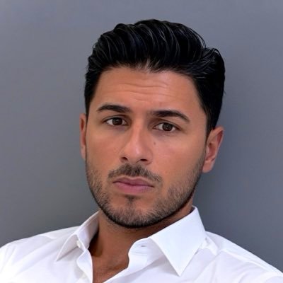 oonurcom's profile picture. I use words to sell online.