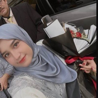 revianautari's profile picture. —hidup tanpa mimpi, bagai hidup tanpa tujuan.