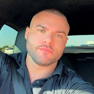 infinite_watts's profile picture. 