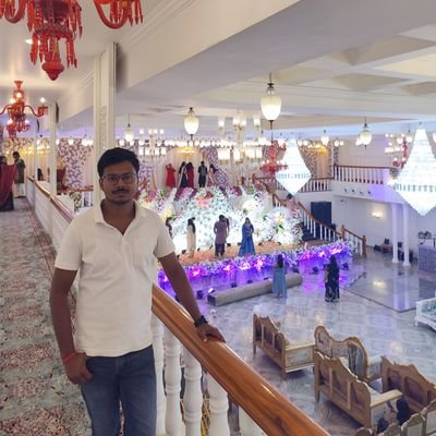 AmitRan27976394's profile picture. यहाँ पढ़ने आय हो क्या जानते हो मेरे बारे में !!
