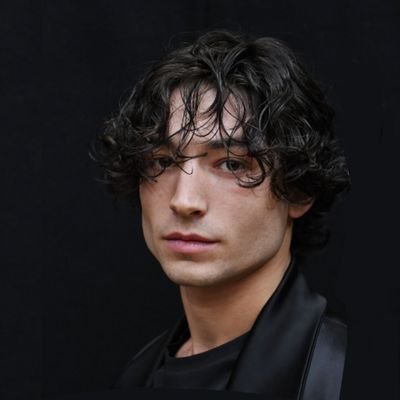 gentlerise_'s profile picture. Somewhere between here and nowhere