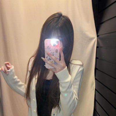 IWitting22628's profile picture. 日前単身 22y 長期互不打接的來想認識 看到就會回覆