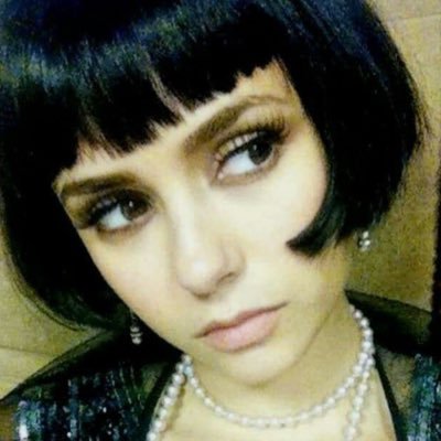 witchestars's profile picture. lights turned off