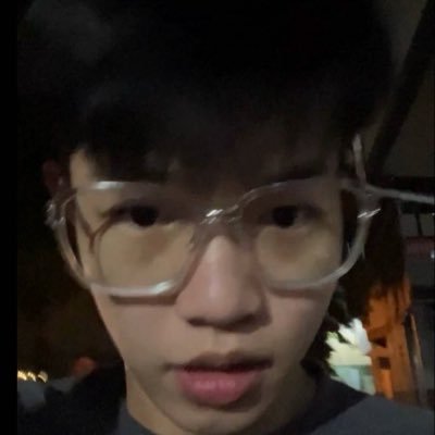 Peng_80u04's profile picture. INFJ 22, 🇹🇼台北仁 這裡可以幫我實現願望嗎 私訊直接說目的 可以不用打招呼 謝謝你們🫠
