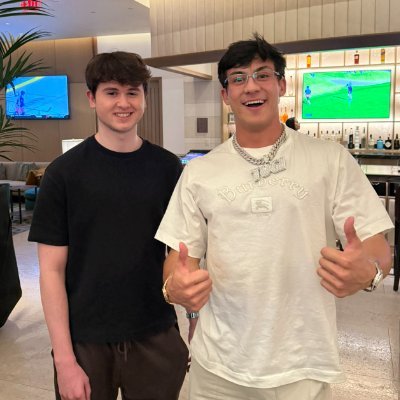 newwsl's profile picture. 20 #1c34