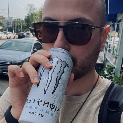 CemAySenpaii's profile picture. An attention needing weeb who loves anime, video games and works as a Compliance Agent 🏦