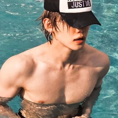 @4ThGenItBoyCYJ