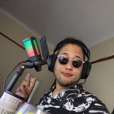 risenarc's profile picture. just a gaymer tryna stream quality average content. has anyone ever been far as decided to use even go want to do look more like??